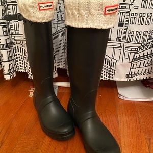 NEW BLACK HUNTER BOOTS - WINTER 2020
